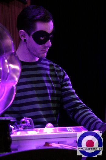 DJ Screamin Jordan (D)